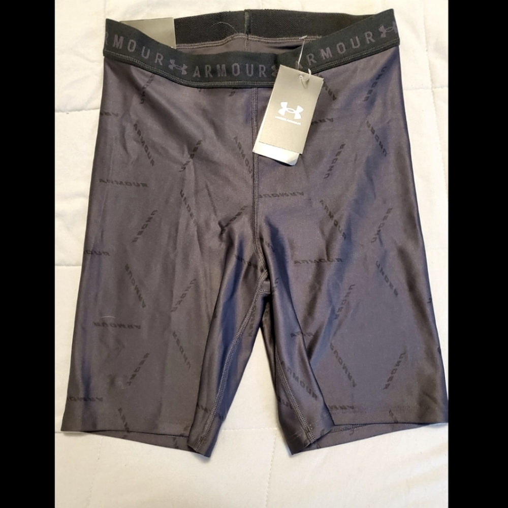 Under Armour Compression Shorts- M